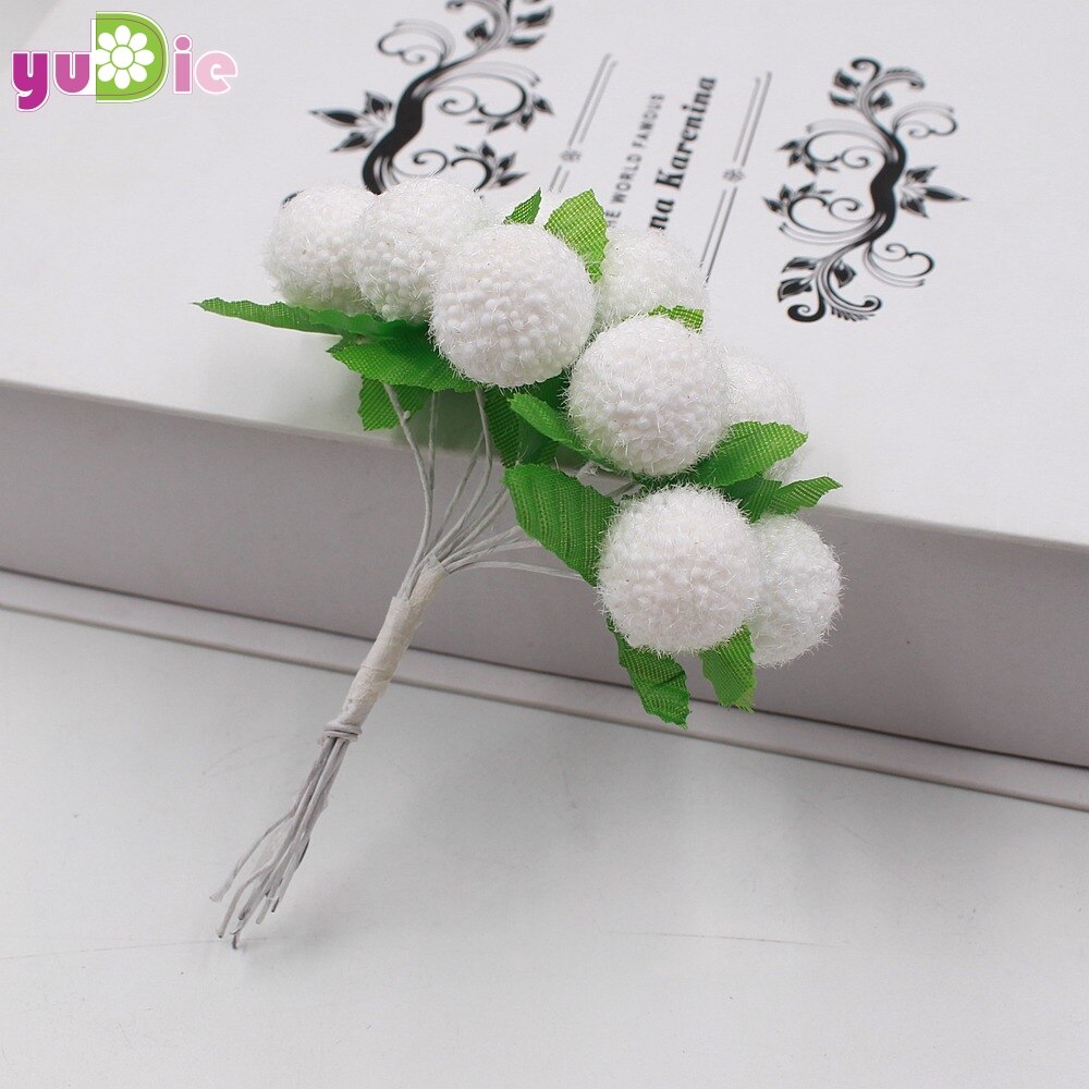 10 Stks/partij Kleine Boeket Kunstbloemen Meeldraden Cherry Berry Kerst Festival Party Decor: WHITE