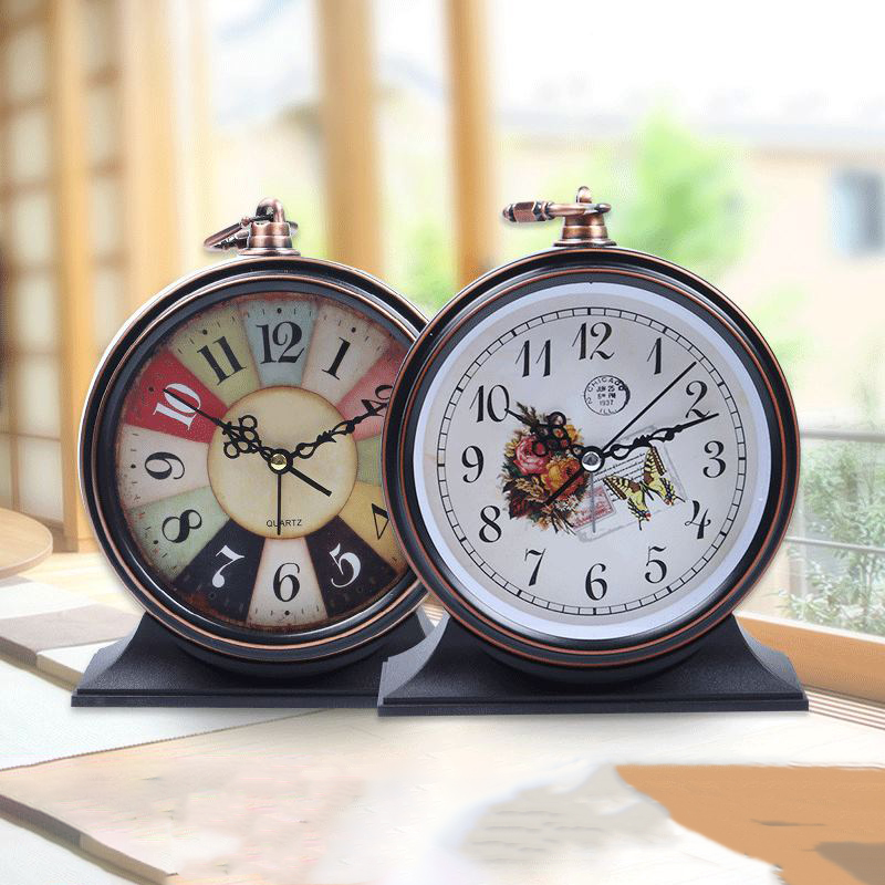 Retro Style Metal Alarm Clock Students Children's Birthday Bedroom Ornaments Desk Alarm Clock