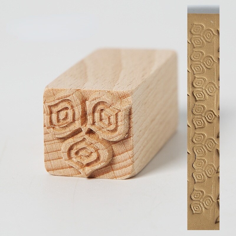 Pottery Wood Texture Seal 16-piece Set of Solid Wood Cartoon Seal Tool Pottery Clay Clay Moon Cake Stamp Mold: 02