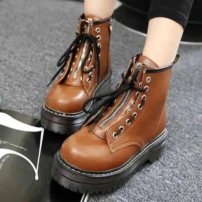 Frauen kurze knöchel Spitze hoch Stiefel Frau Plattform Leder draussen motorcyle Stiefel Reißverschluss Martin Bootie Punk Bota Feminina B12-05