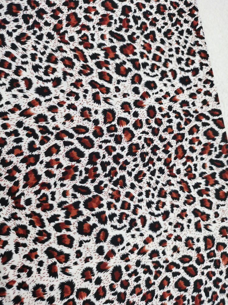 Luipaardprint kleurrijke katoenen poplin stof bedrukt naaimateriaal doe-het-zelf thuis kleding textiel weefsel patchwork