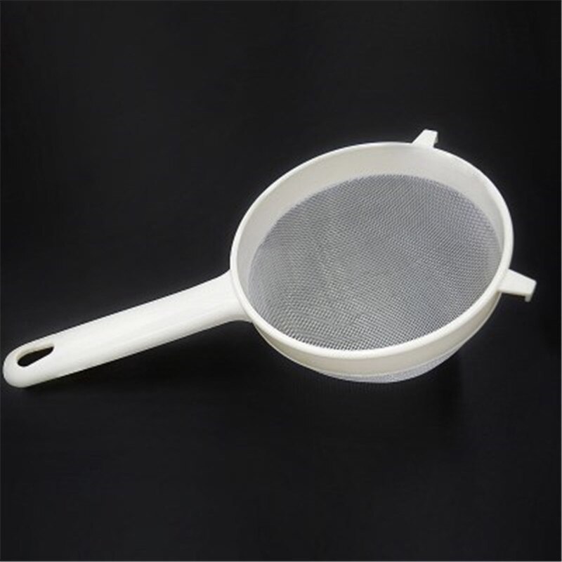 1Pc Reusable Kitchen Handheld Plastic Screen Mesh Tea Leaf Strainer Flour Sieve Colander Kitchen Accessories: large