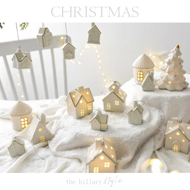 Keramisk julepyntsett med 3 glødende snøhuspynt små scenedekorasjoner til hjemmekontor