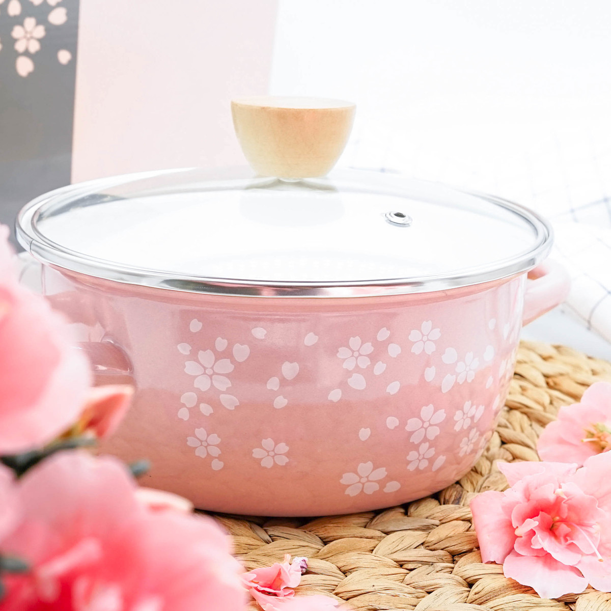 Japansk stil rosa fin sakura förtjockning soppgryta gryta porslin emaljugn emaljpanna spädbarn nudel mjölkpanna 20cm 2l