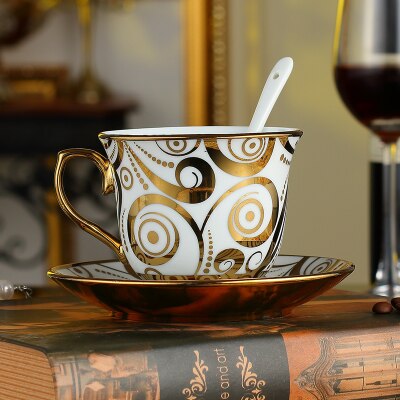 Lage prijs Golden plated Europese Stijl cups VERGULDEN Coaster Demitasse thee cup Keramische Kopje Koffie en schotel Porselein: D Cup Spoon Saucer