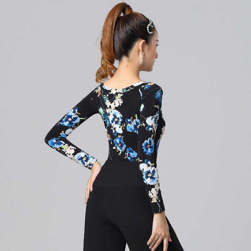 square dance costume female three-step dance tops Latin dance practice clothes middle-aged and elderly modern dance clothes