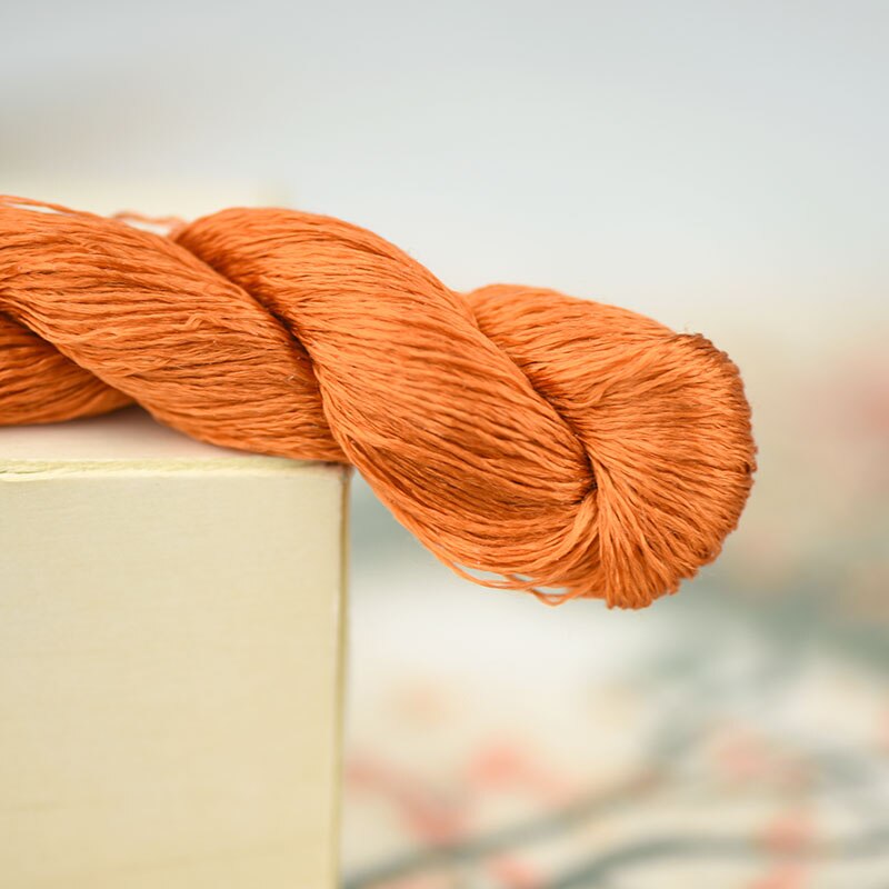 silk embroidery thread / 100% silk thread /hand embroidery embroider cross stitch/Reddish brown/12 gradient colors: 7