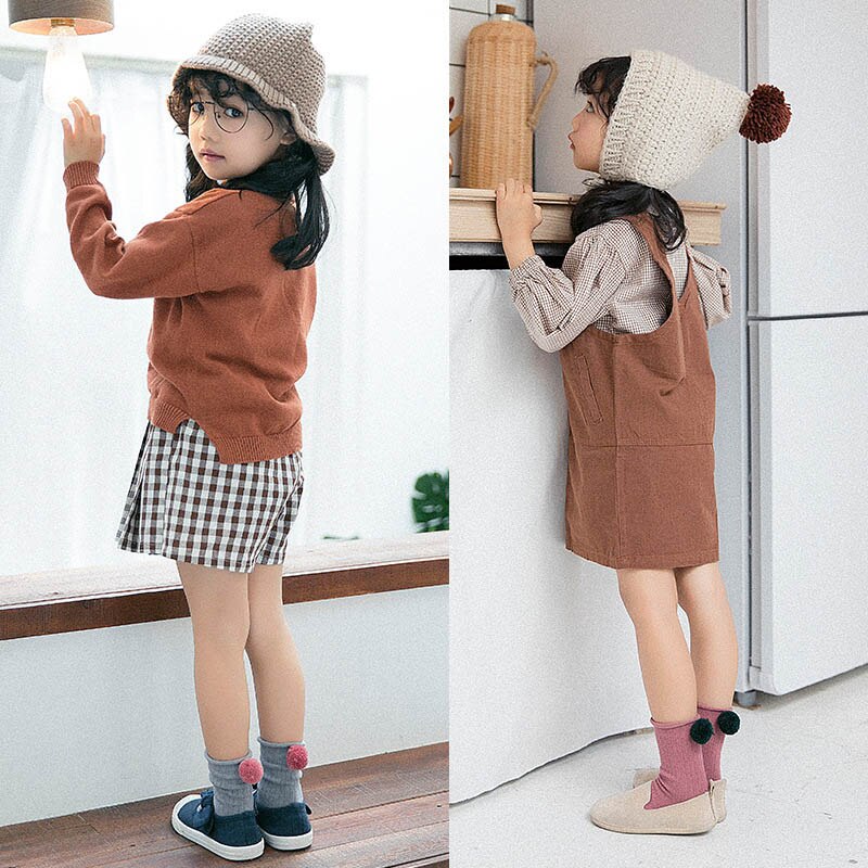 Leuke Pompom Kids Baby Sokken Cotton Baby Baby Meisje Sokken Kinderen Peuter Knie Hoge Vloer Sokken Sokken Meia Infantil Calcetines