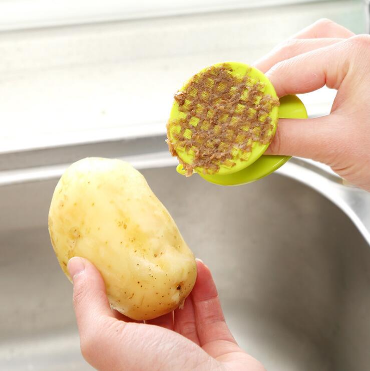 Potato Vegetable scrubber Washing Brush Multi-function veggie scrub Tools Easy Cleaning Tool Kitchen Home Gadgets 7.2 * 3.5cm