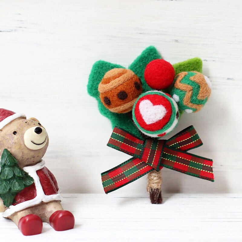LMDZ-broche de fieltro para manualidades, Kit de fieltro de lana hecho a mano, corona de decoración de Navidad, árbol de Navidad de Santa Claus, 1 ud.