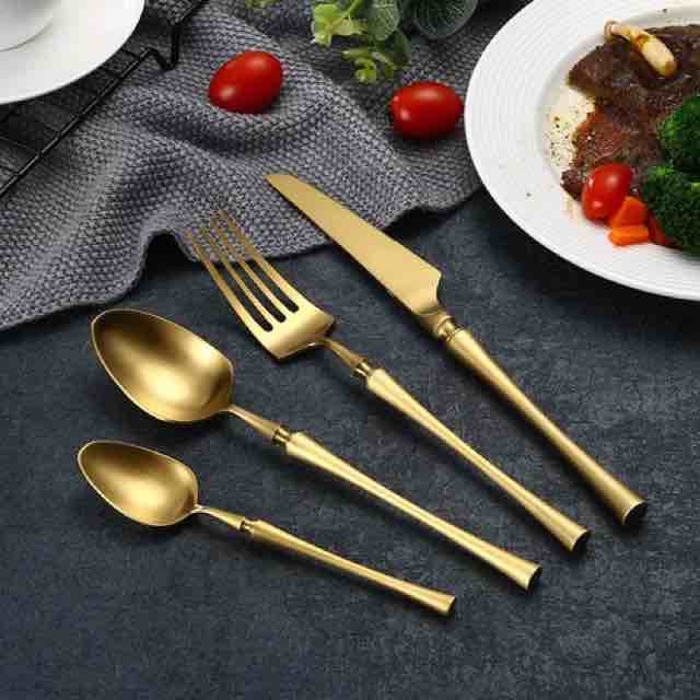 Matte Black Cutlery Set for 304 Stainless Steel Dinnerware Set Fork Knife Scoops Silverware Set Home Western Tableware Set: 3 Gold 4pcs