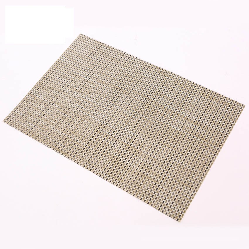 Whq 4 stk 40 x 30cm dækkeservietter pvc spisebordsmåtte skiveskålsunderlag vandtæt dugeunderlag moderne skridsikkert underlag: Khaki