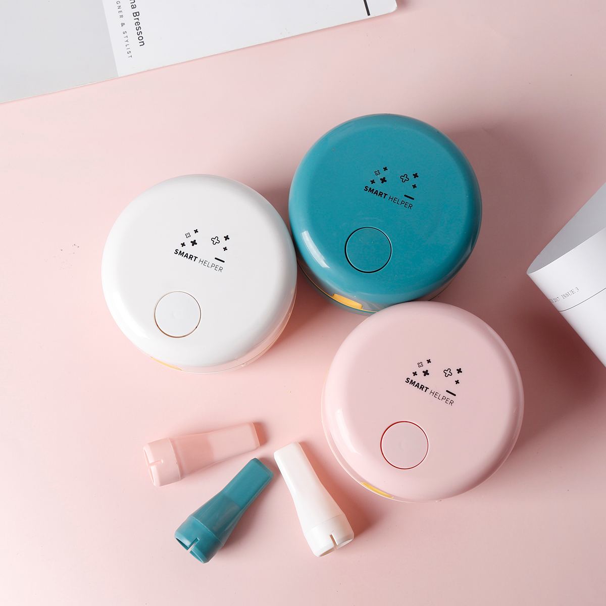 Desk Portable Desktop Cleaner Mini Desk Vacuum Cleaner With Battery For School Classroom School Office keyboard