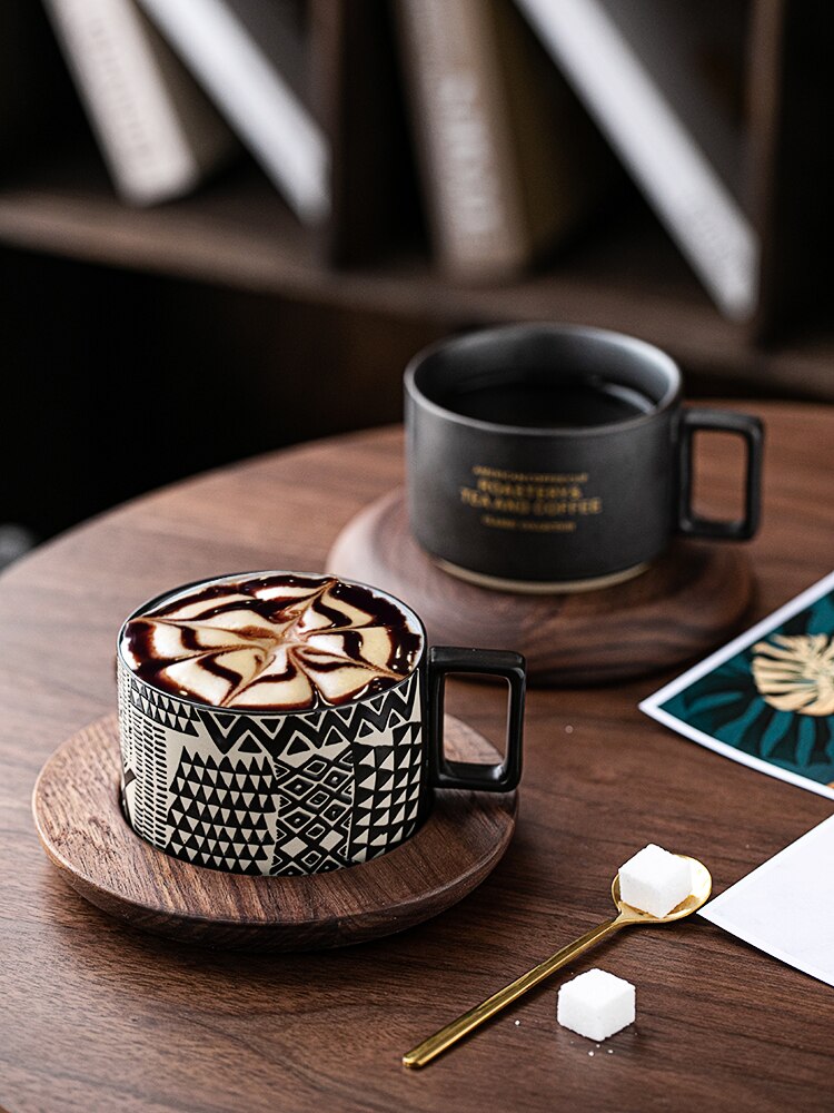 Black Luxury Ceramic Coffee Cup and Saucer Set Bone China Dinnerware Coffee Cup Sets Vaso Para Cafe Mug BD50CS