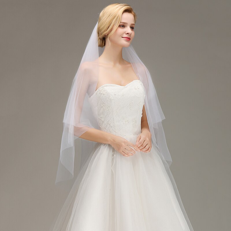 Veu de noiva cut edge kort bryllupsslør med kam billig tolags tyl brudeslør bryllupstilbehør voile mariage