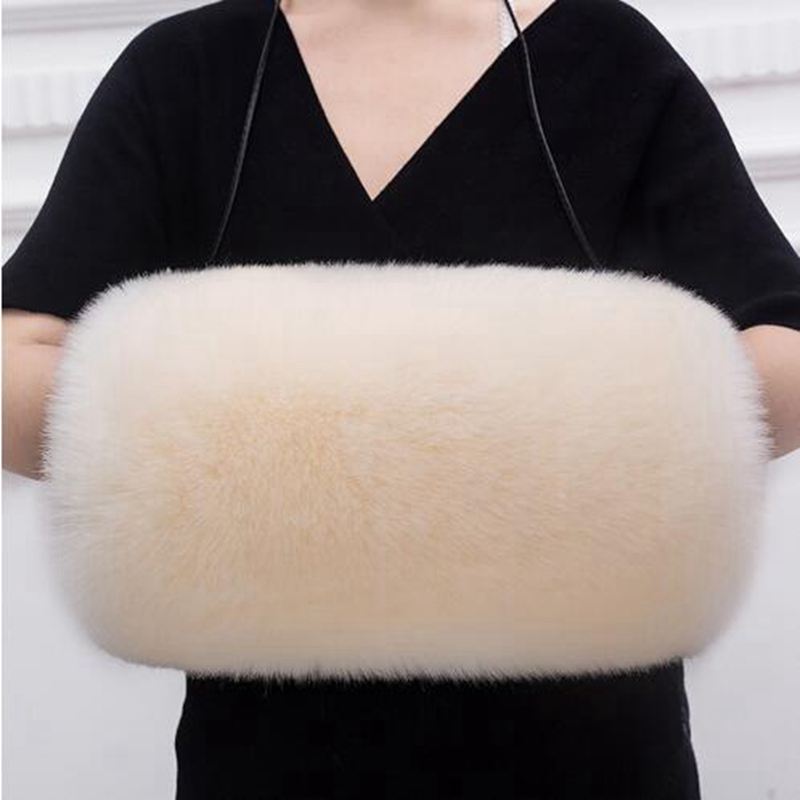 1 stk kvinder vinter muffe fluffy håndvarmer fortykkelse imiteret pels varme handsker handsker varmere tilbehør lww 9109: Beige