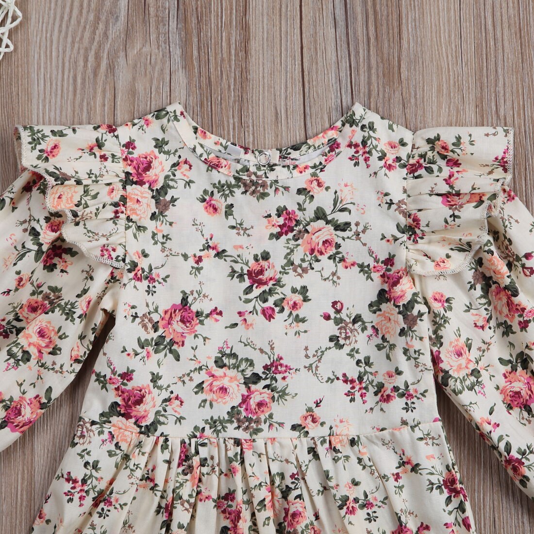 Ruffled Long sleeve Floral Rompers for Baby Girl