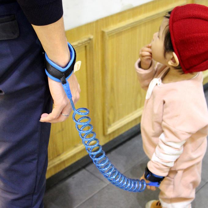 Småbørn baby børn sikkerhedssele barnebånd anti mistet håndled link trækkraft reb mistet armbånd baby sikkerhed: Blå / 200cm