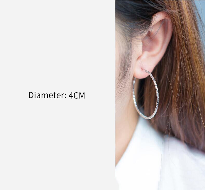 Inzatt Real 925 Sterling Zilver Minimalistische Hyperbool Ronde Sparkling Big Hoop Oorbellen Voor Verjaardag Party Mode-sieraden: 4CM