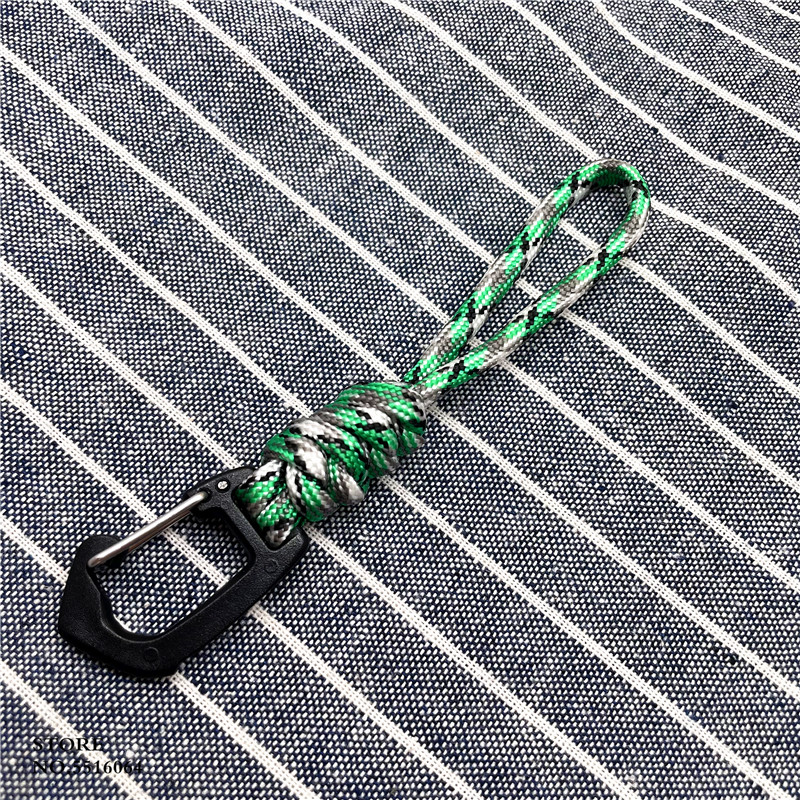 LLavero de Paracord para exteriores, cordón de nailon trenzado, cuerda de paracaídas de alta resistencia, mosquetón, llavero para mochila de teléfono: Azul / Verde