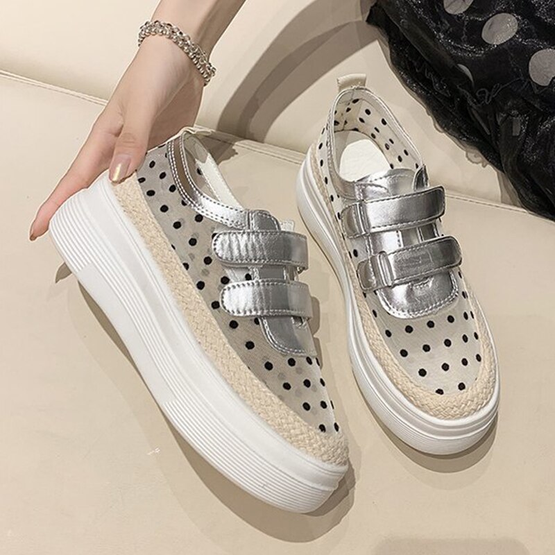 Mocasines plateados de lunares transpirables para mujer, calzado elevado de cáñamo con malla de aire y cierre de velcro,: 8,5