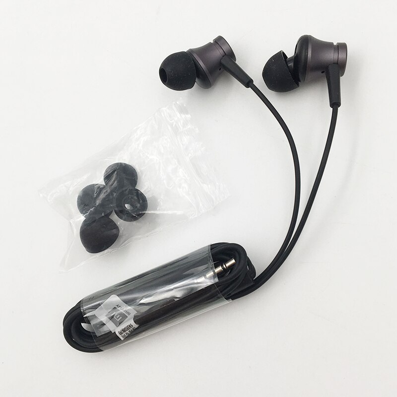 Xiaomi mi In Ear basic Earphones mobile phone Headset Piston Fresh Version with Mic For Redmi note 7 8T 8 k20 k30 pro MP4 MP3 PC