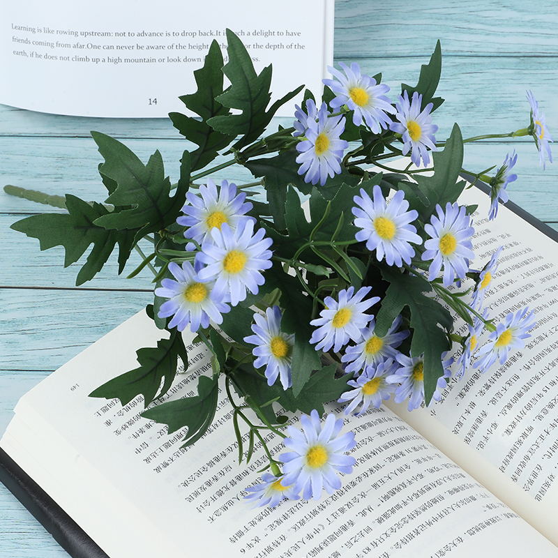 Ramo de margaritas blancas, flores artificiales con hojas artificiales, decoración para sala de estar y boda, decoración del hogar: blue