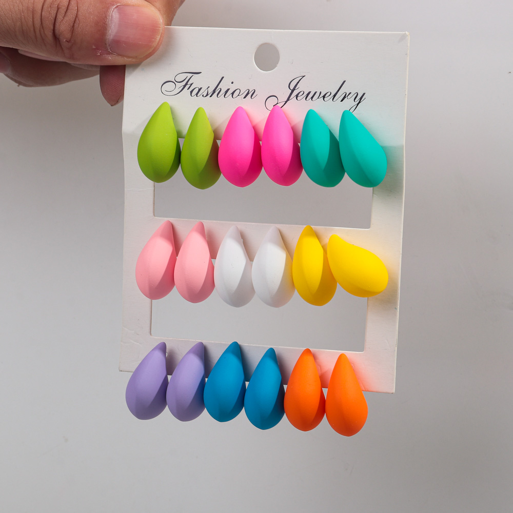 Neue 9 Paare/satz Acryl Kleine klobig Waterdrop Ohrringe Betrüger für Frauen matt Bunte Kuppel zerreißen Ohrring Reifen modisch Schmuck: Hellgelb Farbe