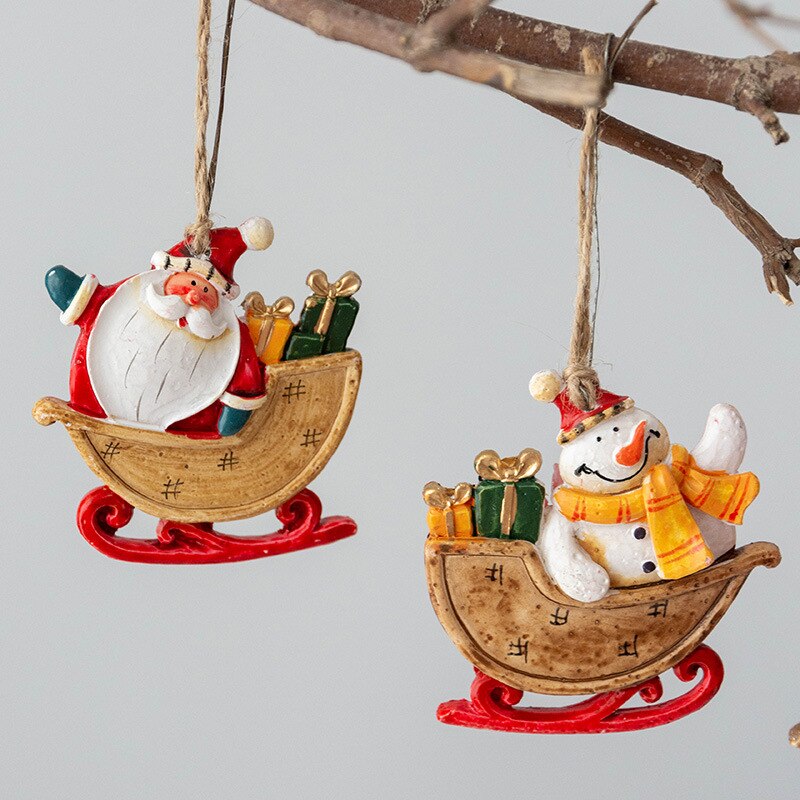 Julepynt kreativitet nisse sokker elg juletre lite anheng hengende harpiks håndverk årsfest hjemmeinnredning