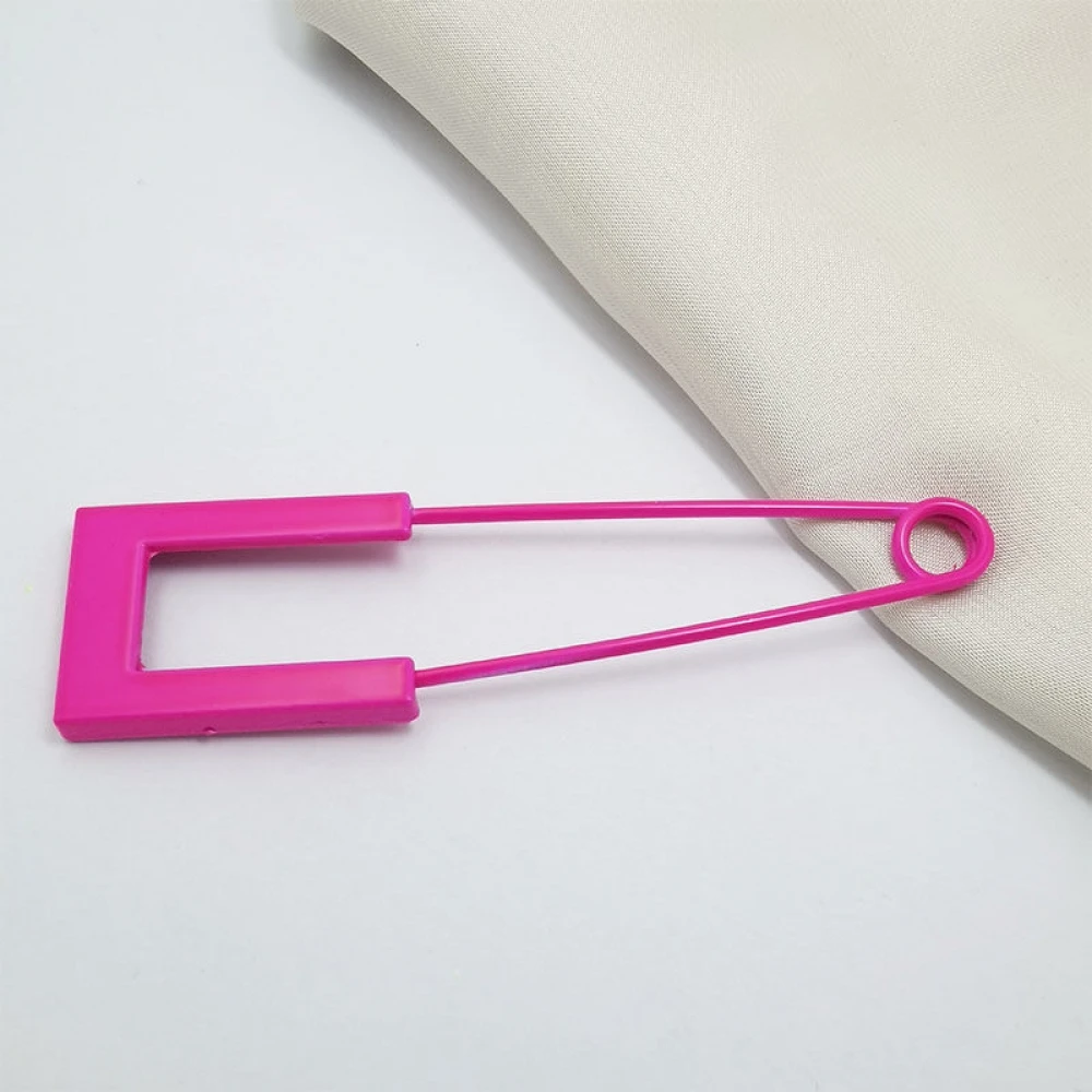 Eenvoudige en verfijnde fluorescerende broche voor truien, pakken, sjaals en hoeden, accessoires voor lieve en schattige dames.: Imitatie rhodium plated