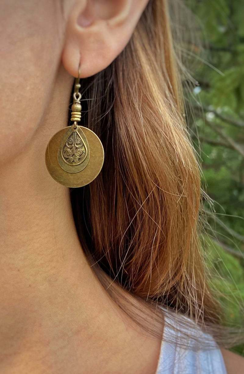 Etnische Ronde Brons Gesneden Oorbellen Voor Vrouwen Bohemian Metal Goud Kleur Oude Verontruste Kralen Dangle Oorbellen Sieraden