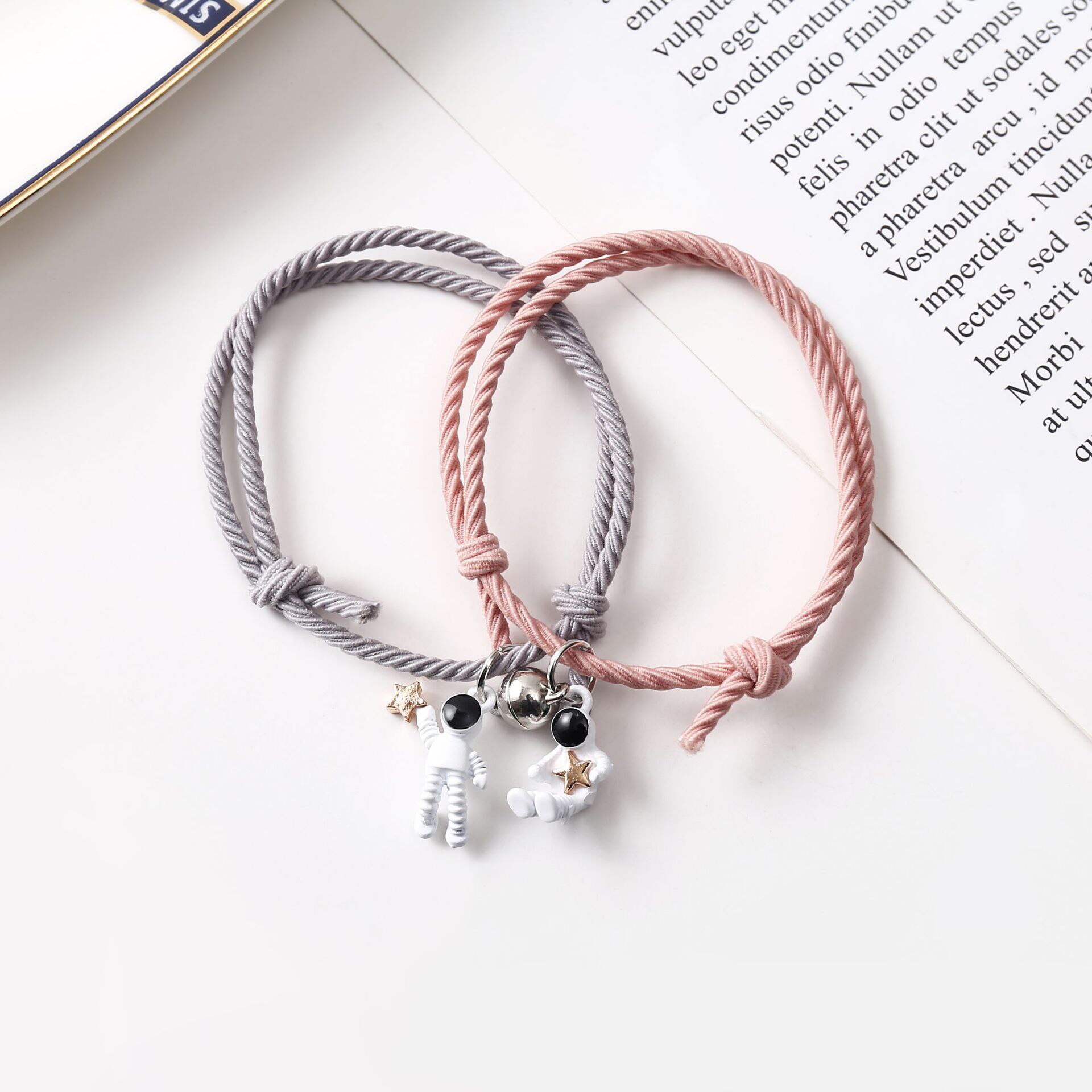 Paar Armbinde Astronaut Kleine Gummi Band zu Senden Freundin Freund Magnet Stein Glocke Armbinde Knoten Kopf Seil Schmuck: 6
