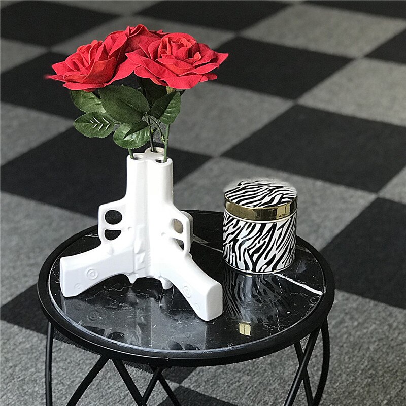 Nordisk stil simulering tre pistol vase abstrakt kunst pistol rose vase dekorative ornamenter keramisk blomsterpotte hjemmedekorasjon  r5370