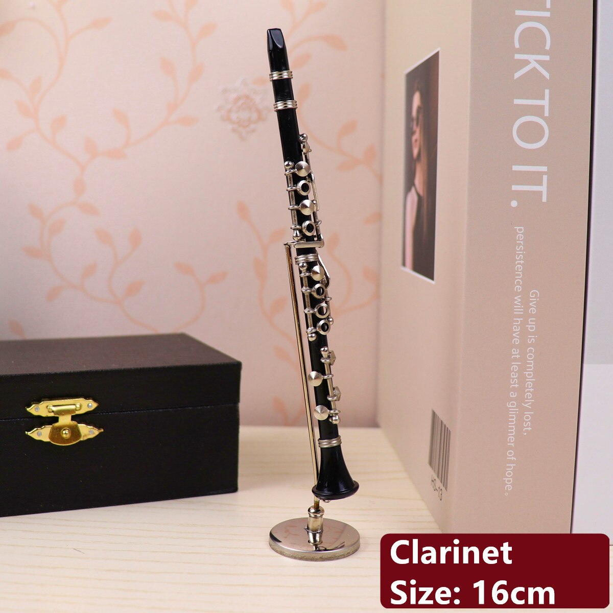 Dh Miniature Flute Clarinet Saxophone Trumpet Trombone French Horn Model Mini Musical Instrument Ornaments and Decoration: Clarinet-16cm