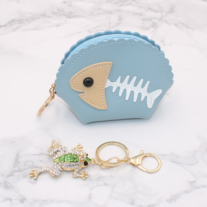 Wallet Keychain Set Hand Holding Fishbone Wallet F... – Grandado