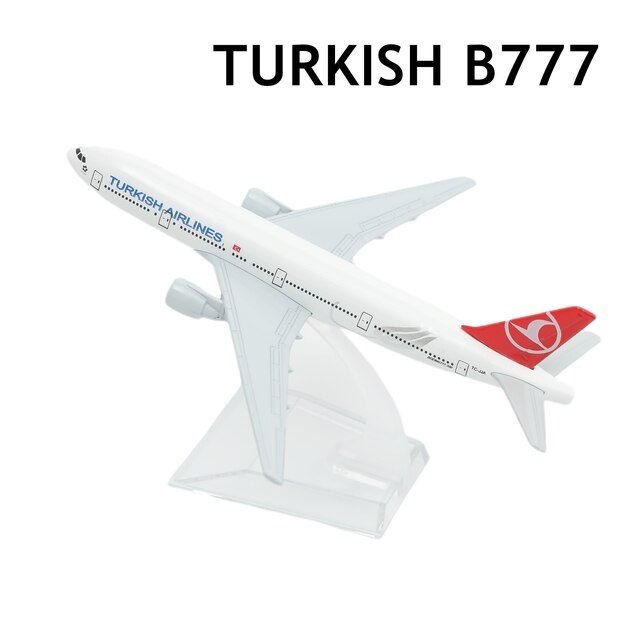 Russian Transaero Airlines Aircraft Alloy Diecast Model 15cm Aviation Collectible Miniature Souvenir Ornament: Turkish B777