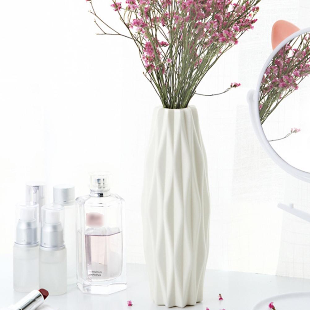 Vazen voor een enkele bloem • de Bijenkorf • Snelle bezorging Vazen voor een enkele bloem • de Bijenkorf • Snelle bezorging