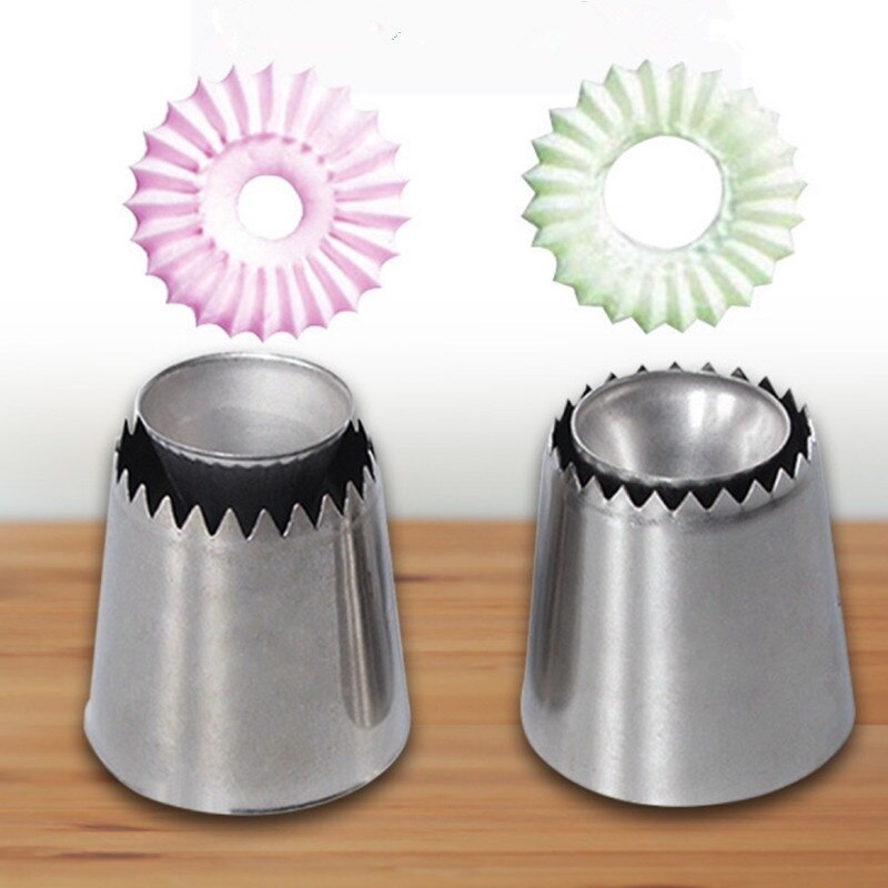 29 Pieces Russian Piping Tips Set Cake Decorating Supplies Kit Flower Frosting tips 16 Icing Nozzles 2 Couplers Pastry Bags