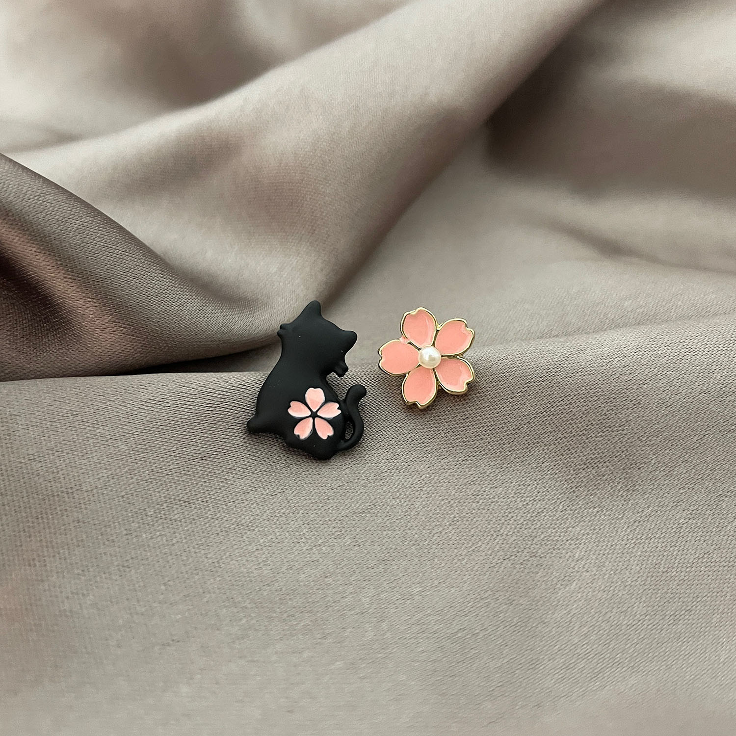 Kinder Asymmetrische Dier Kat Liefde Hart Oorbellen Mooie Grijze Muis & Kaas Konijn & Bloem Oorknopjes Student Sieraden: Licht Geel Kleur