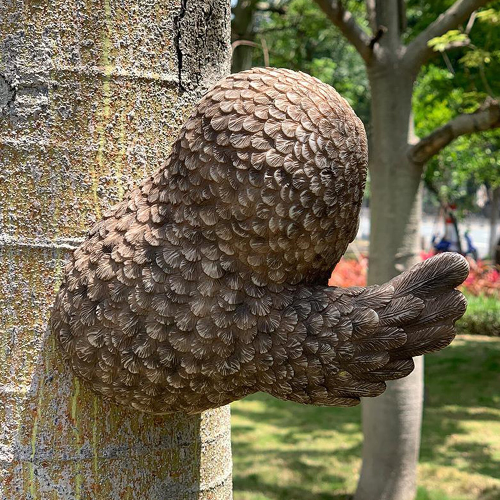 Newest Owl Resin Tree Trunk Decoration Statues Voyeur Landscaping Sculpture Art