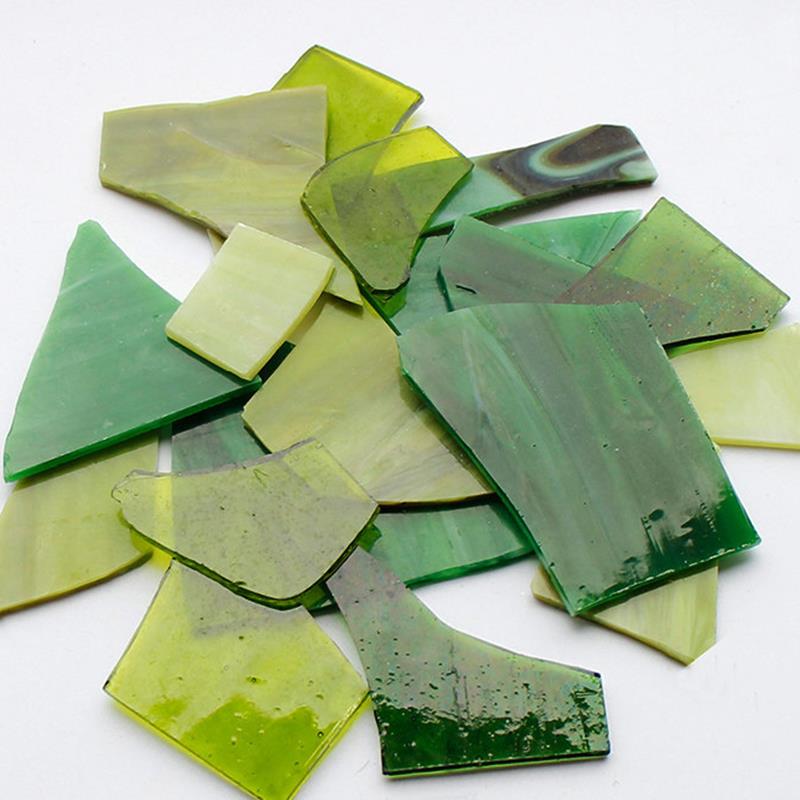 100G Onregelmatige Kerk Mica Glasmozaïek Transparante Gebroken Glas Stukken Voor Craft Diy Muur Decoratieve Mozaïek Materialen: Licht Geel