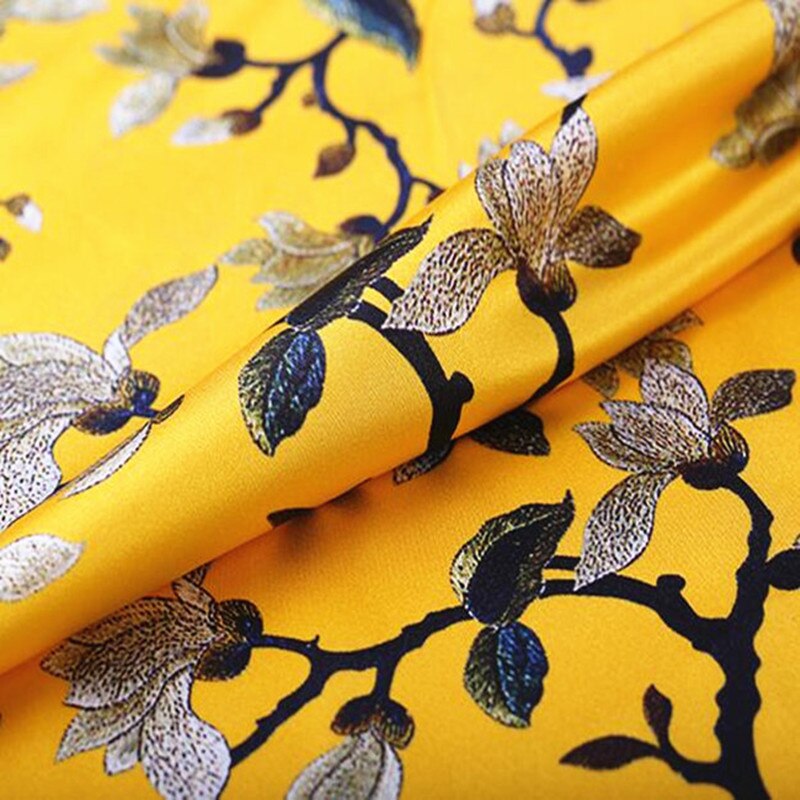 Gul silke charmeuse stretch satin stof til kvinder kjole med blomst i lys farve: Default Title