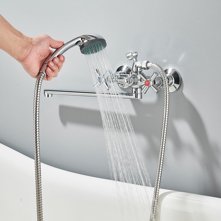 Badekardusjkran svingbar badekartut veggmontert badekarblander foss badekarkran med håndholdt dusjhode kran lang dyse