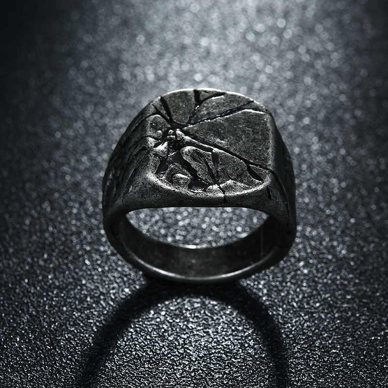 Anillo grande Retro Cracking Rock para hombre, Color plateado, anillo gótico Punk, joyería hecha a mano, accesorios de motorista, dominante para hombre