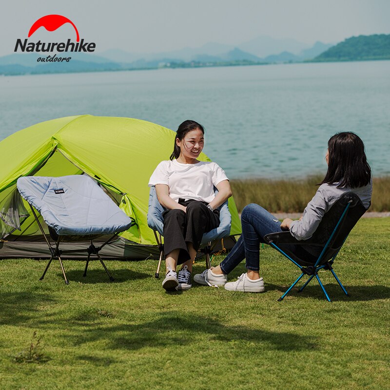 Naturehike leichter, tragbarer und kompakter klappstuhl für picknicks, angeln, Strand und Camping.