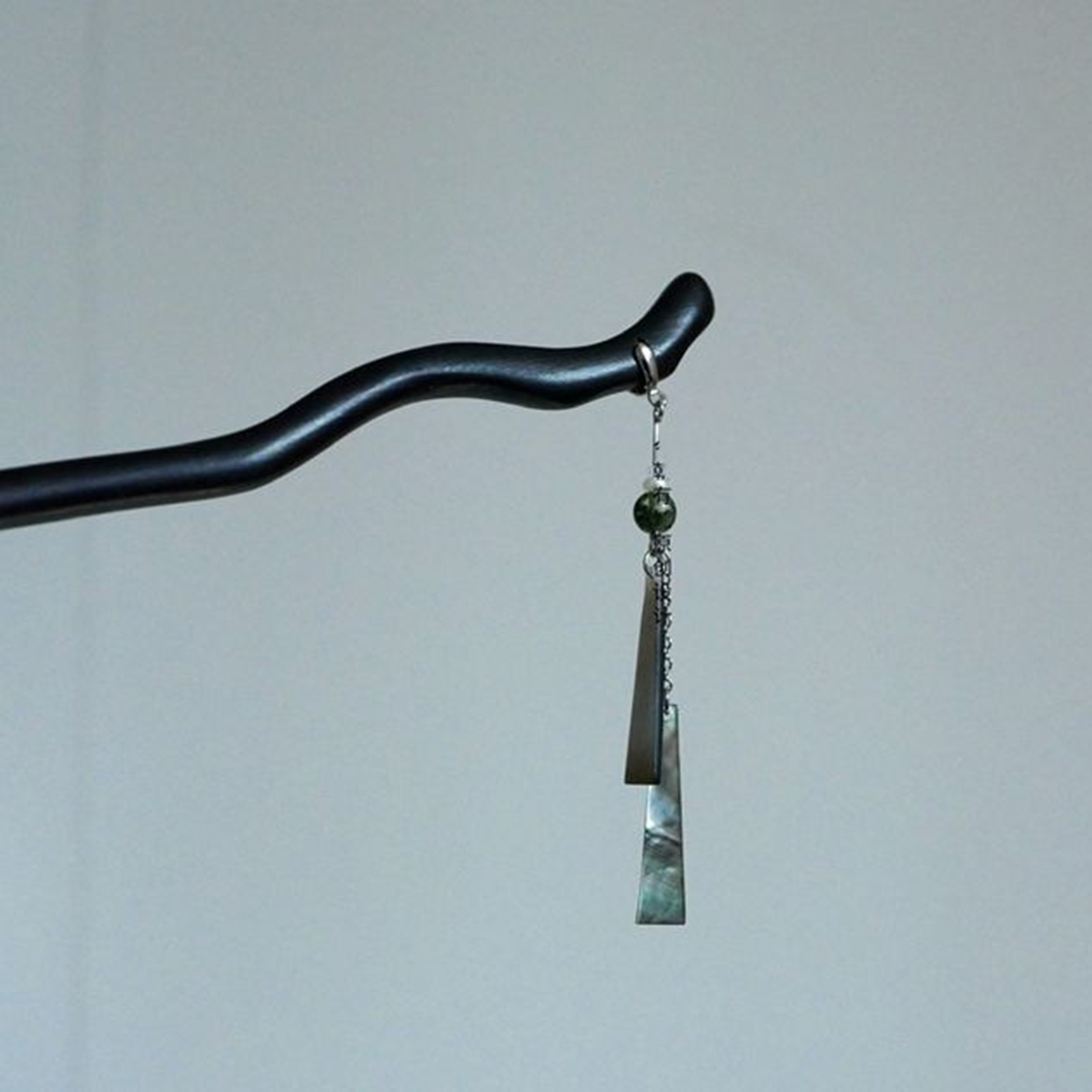 Palillos de pelo de madera de estilo chino Vintage para mujeres y niñas, horquilla con borla de Luna, Clip para el pelo, tocado Hanfu, joyería, accesorios para el cabello