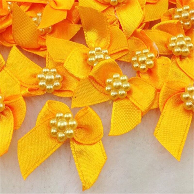 50pcs Mini Satijnen Lint Bloemen Bows Cadeau Craft Wedding Decoratie A262: Yellow