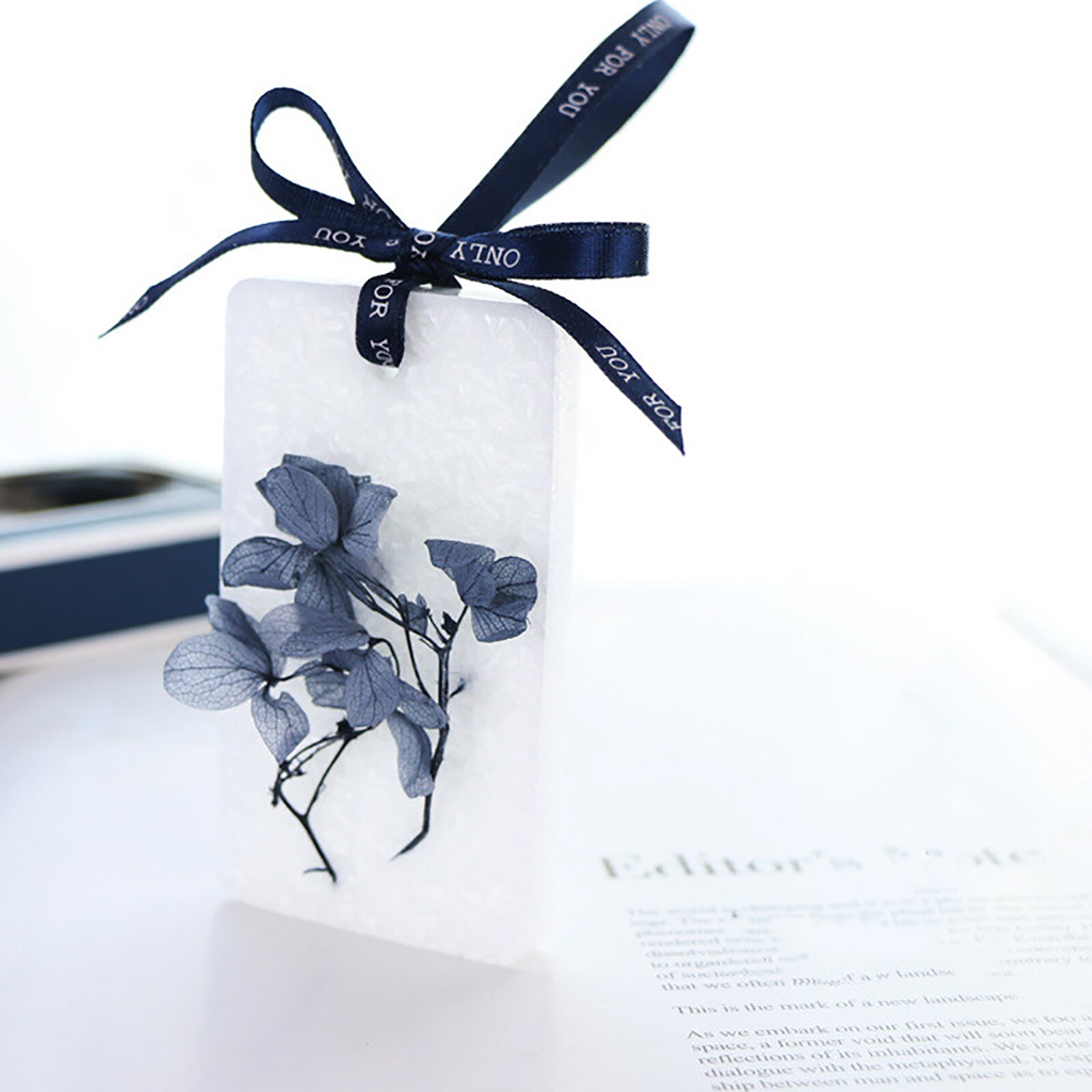 Wieczny zapach kwiatowy świeca zapachowa, dezodorant robić samochodu w szafie, kreatywny prezent na walentynki: Jasny szary