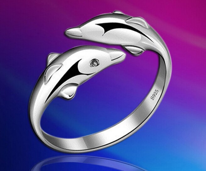 Nuovo Stile Semplice Argento-Anello di colore per Le Donne dell'annata Dei Monili di Modo Delfino Anelli bijoux Bague per la Cerimonia Nuziale di Trasporto libero