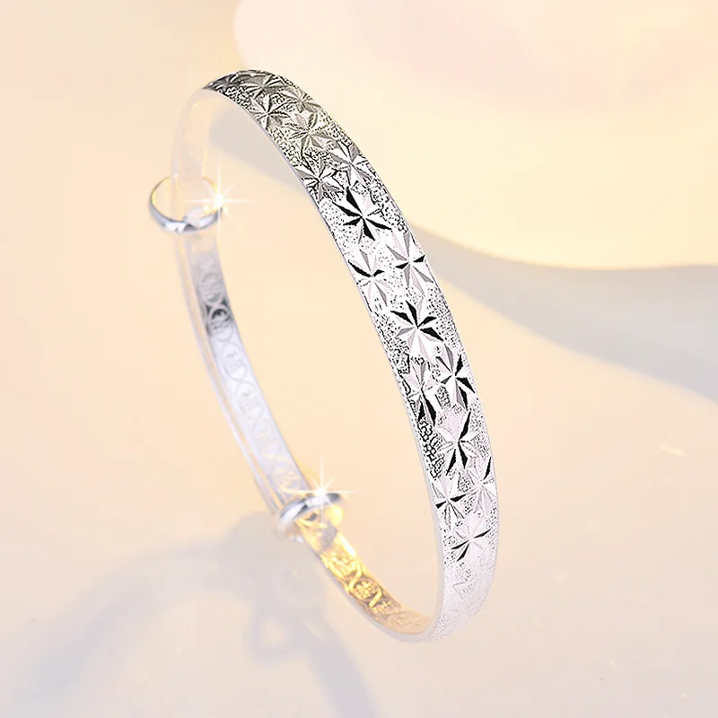 Fijne 925 originele romantische gipskruid sterrenarmbanden van sterling zilver voor dames, perfect als feest- of bruiloftsaccessoires.